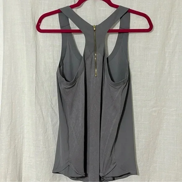 Women's Express Racer Back Zip up Sleeveless Top Size Small - Picture 4 of 7